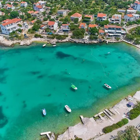 Lumi Apartament