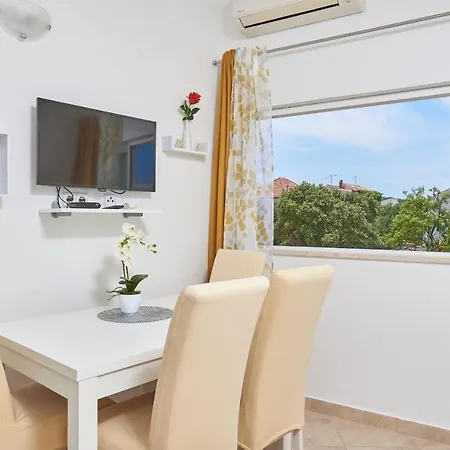Lumi Apartment