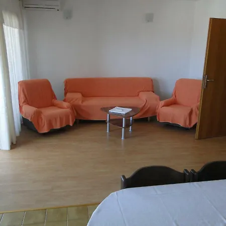 Lumi Apartment *