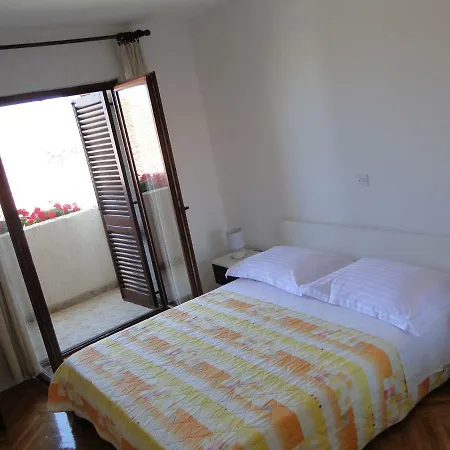 Lumi Apartment Prhovo
