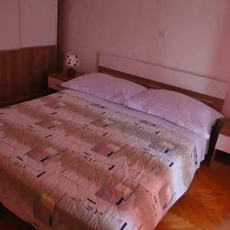 Lumi Apartment Prhovo